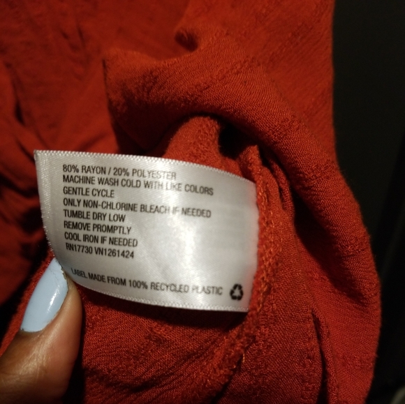 Orange top - Picture 4 of 4